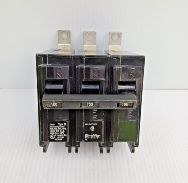 Simens 100 Amp Bolt-on Circuit Breaker B3100  3 Pole 240 Vac