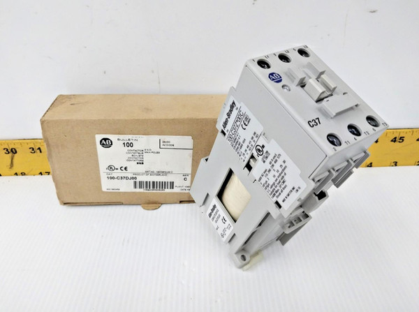 New Allen-Bradley Contactor 24 VDC Coil  100-C37DJ00 / 100-C37Z*00C
