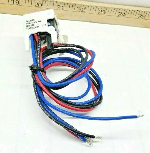 New Eaton Cutler-Hammer Auxiliary & A/L Switch 600 VAC AAL1LPK
