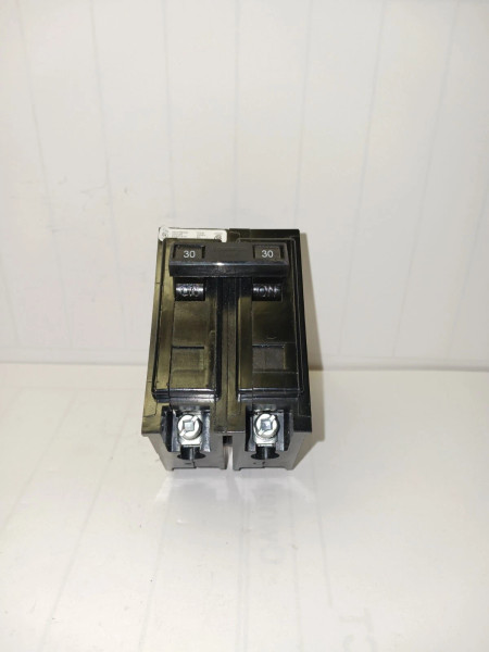 CUTLER HAMER BA230 30 AMP QUCKLAG CIRCUIT BREAKER 2 POLE 120/240 VAC
