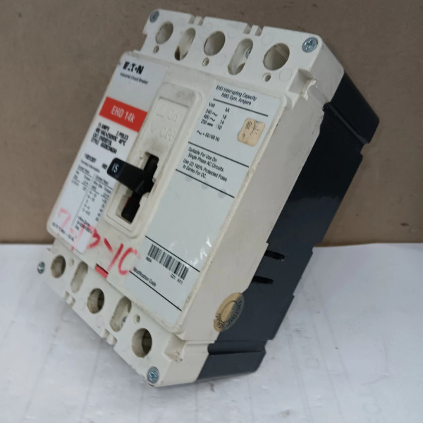 EATON 15 AMP CIRCUIT BREAKER 3 POLE 480V 18kA @ 240V EHD3015L