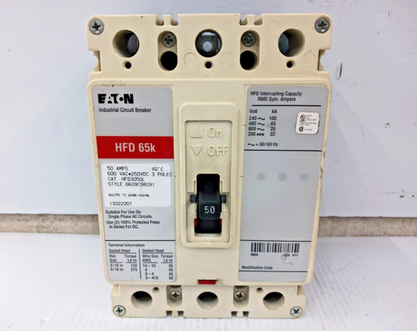 EATON 50 AMP CIRCUIT BREAKER 3 POLE 600 VAC / 250 VDC 65kA HFD3050L