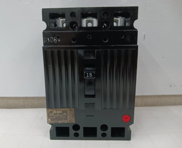 GE 15 AMP CIRCUIT BREAKER 3 POLE 240 VAC TEB132015