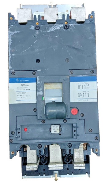 GE 800 Amp Circuit Breaker W/ 800A Plug 3 Pole 600 VAC SKHA36AT0800 W/ AMC3KM