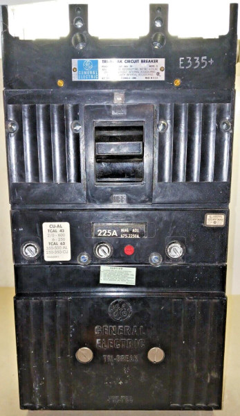 GENERAL ELECTRIC 400 AMP CIRCUIT BREAKER 3 POLE 600 VAC 225 AMP TRIP TB43F