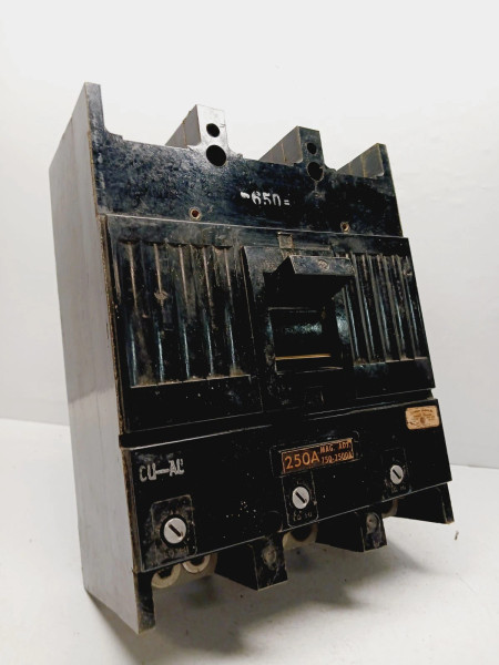 GENERAL ELECTRIC TJJ436250 250 AMP CIRCUIT BREAKER 3 POLE 600 VAC