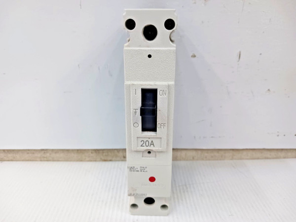 GE Record Plus 20 Amp Circuit Breaker 1 Pole 347 VAC 22kA FBV16TE020RV