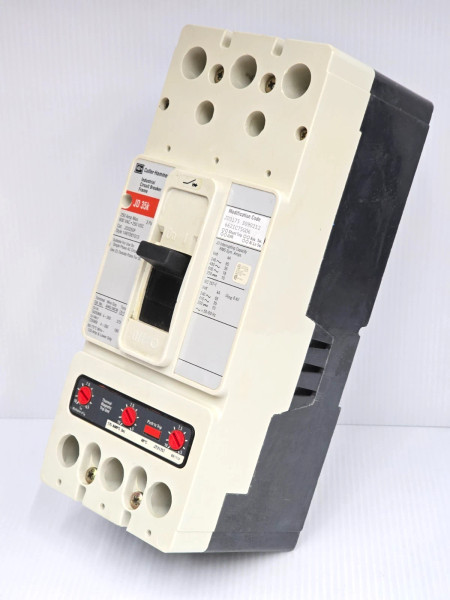 New Cutler Hammer 250 Amp Circuit Breaker 175 Amp Trip 600 VAC 3 Pole JD3250F