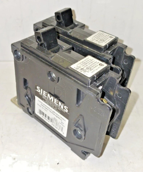 LOT OF 2) SIEMENS 30 AMP CIRCUIT BREAKER BOLT ON 120/240 VAC B130H