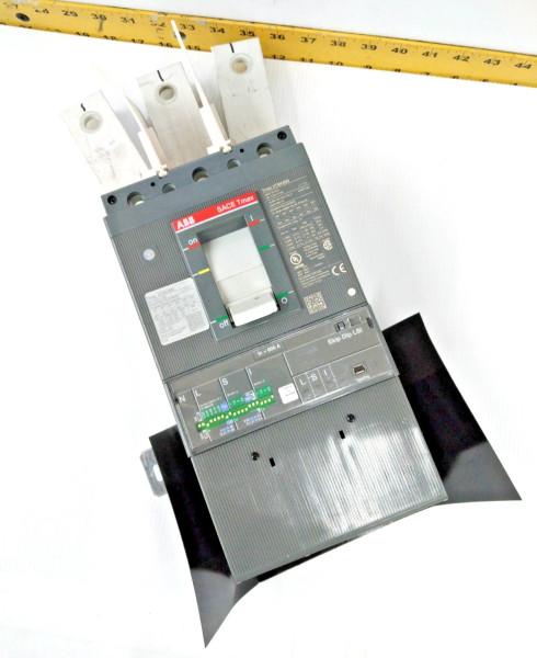 New ABB SACE Tmax 600 Amp Circuit Breaker 600 VAC 3 Pole XT5N 600