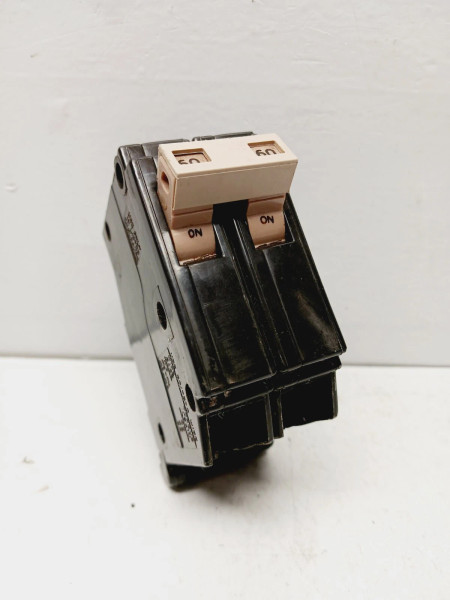 NEW EATON CH260 60 AMP CIRCUIT BREAKER 2 POLE 120/240 VAC