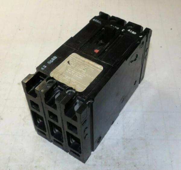 NEW GOULD ITE 40 AMP CIRCUIT BREAKER 240 VAC 3 POLE E23B040
