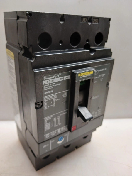 NEW SQUARE D 250 AMP CIRCUIT BREAKER 3 POLE 600 VAC / 250 VDC JDM36250