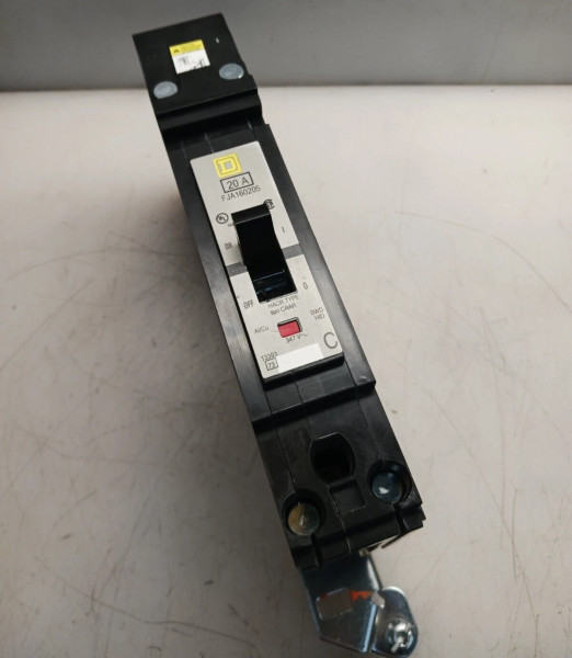 NEW TAKEOUT SQUARE D 20 AMP C PHASE I-LINE CIRCUIT BREAKER 1P 120/277V FJA160205