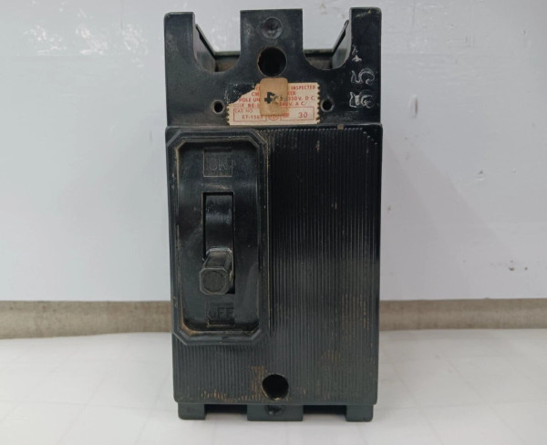 SIEMENS 30 AMP CIRCUIT BREAKER 2 POLE 240 VAC ET-1563