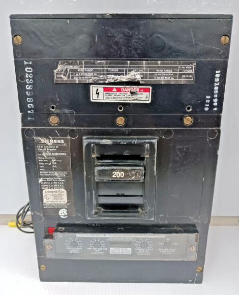 SIEMENS SENSITRIP III 200 AMP CIRCUIT BREAKER 3 POLE 600 VAC SJL63B200G