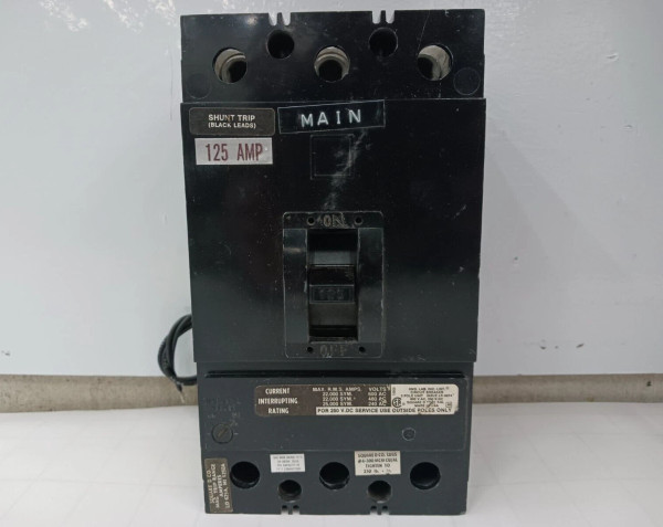 SQUARE D 125 AMP CIRCUIT BREAKER 3 POLE 600 VAC KAL36125 W/ SHUNT TRIP