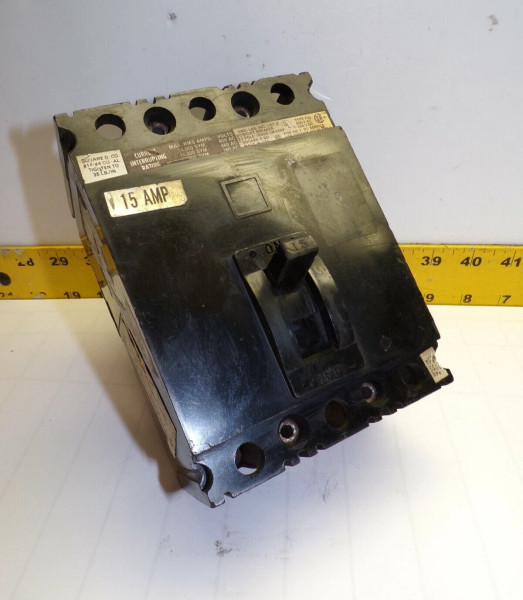 SQUARE D 15 AMP CIRCUIT BREAKER 600 VAC 3 POLE FAL36015
