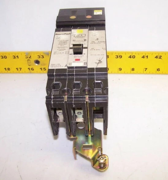 SQUARE D 20 AMP POWERPACT FJA I-LINE CIRCUIT BREAKER 2 POLE 277/480V FJA240201