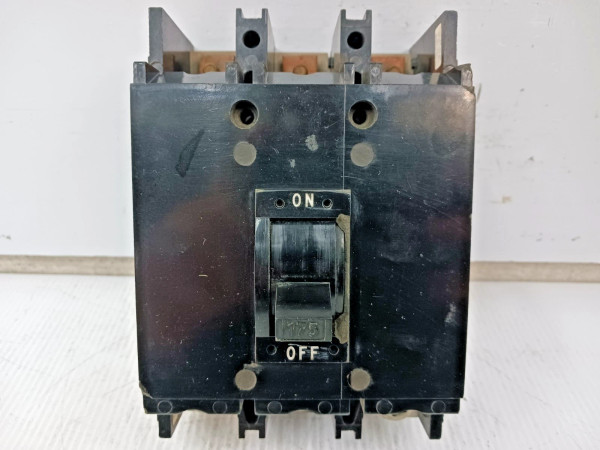 Square D 175 Amp Circuit Breaker 3 Pole 240 VAC Q2M3175MB *Flawed*
