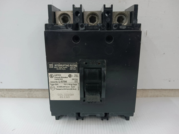 Square D 225 Amp Circuit Breaker 3 Pole 240 VAC Q2L3225H