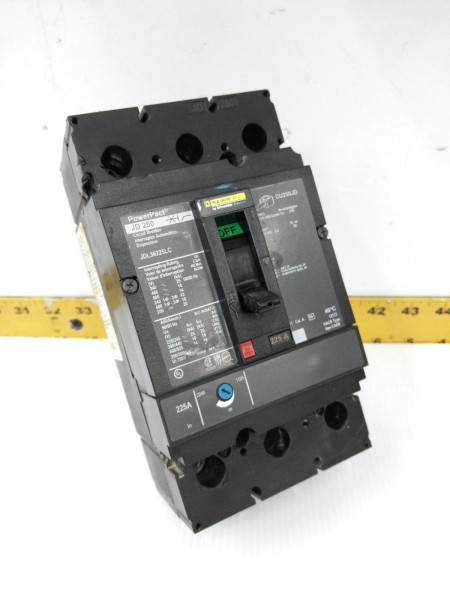 Square D 225 Amp Circuit Breaker 600 VAC / 250 VDC 3 Pole JDL36225LC