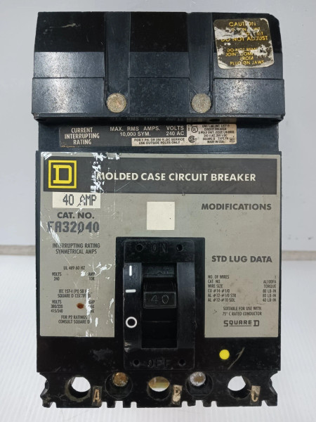 Square D 40 Amp I-Line Molded Case Circuit Breaker 3 Pole 240 VAC 10kA FA32040