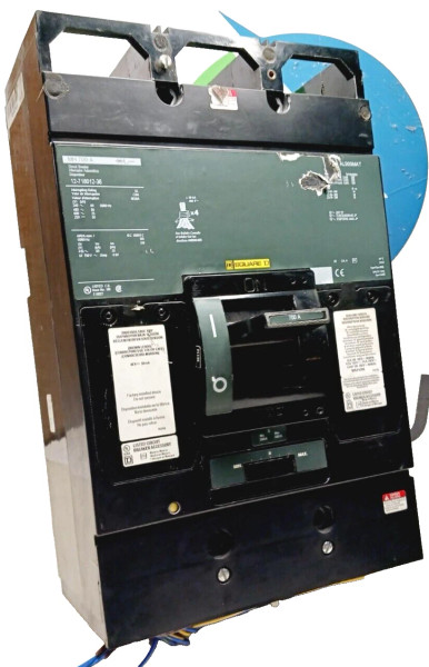 Square D 700 Amp Circuit Breaker 3 Pole 600 VAC W/ UV & AUX TRIP MHL367003901