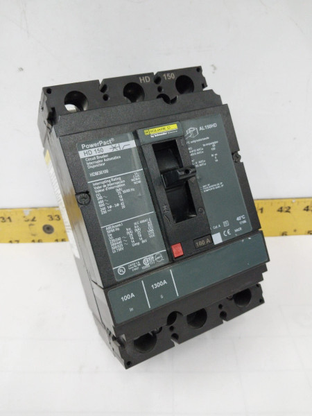 SQUARE D POWERPACT 100 AMP CIRCUIT BREAKER 600 VAC / 250 VDC 3 POLE HDM36100