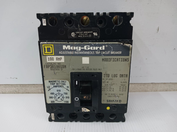 Square D Mag-Gard 100 Amp Circuit Breaker 3 Pole 600 VAC FAP3610018M (Chipped)