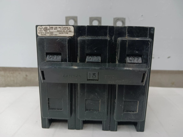 WESTINGHOUSE 15 AMP CIRCUIT BREAKER 3 POLE 240 VAC QBHW3015H