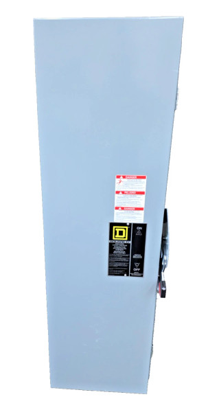 New Square D 400 Amp Circuit Breaker Enclosure 600 VAC 3 Phase Type 3R LA400AWK
