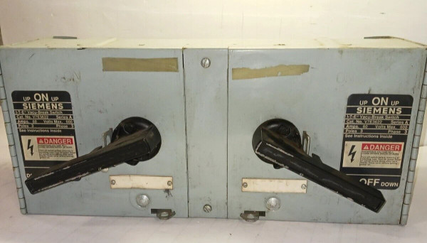 SIEMENS 60 AMP FUSIBLE TWIN VACU-BREAK PANEL SWITCH 600 VAC V7E3622