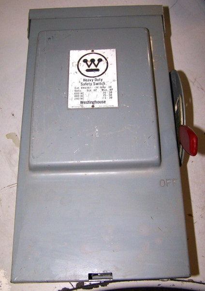 New Westinghouse 30 Amp Non-Fused Safety Disconnect Switch 600 VAC 3P 3R RHU361