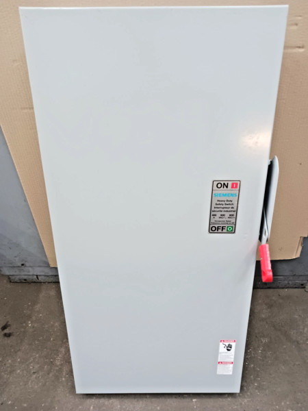 Siemens 400 Amp Fusible Heavy Duty Safety Switch 3 Pole 600 VAC / VDC HF365NA