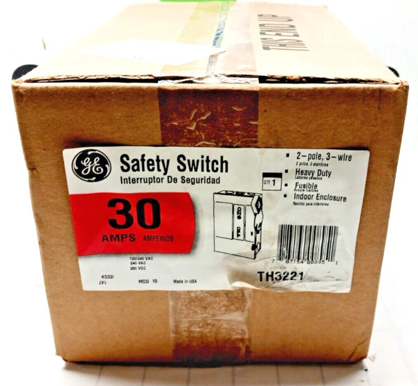 New GE 30 Amp Fusible Safety Disconnect Switch 240 VAC 2 Pole / 3 Wire TH3221