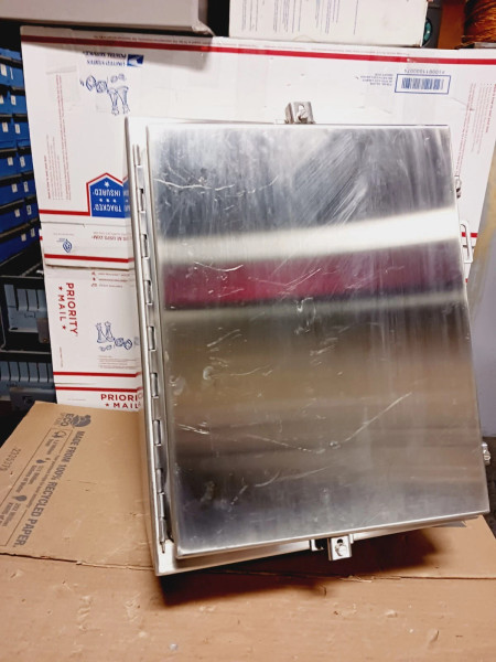 HOFFMAN A20H1608SSLP 20X16X8 STAINLESS STEAL ENCLOSURE