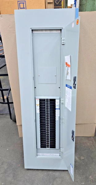 New Eaton 400 Amp Main Lug (MLO) PRL1A Panelboard 480Y/277 VAC 3 Phase 42 Cir