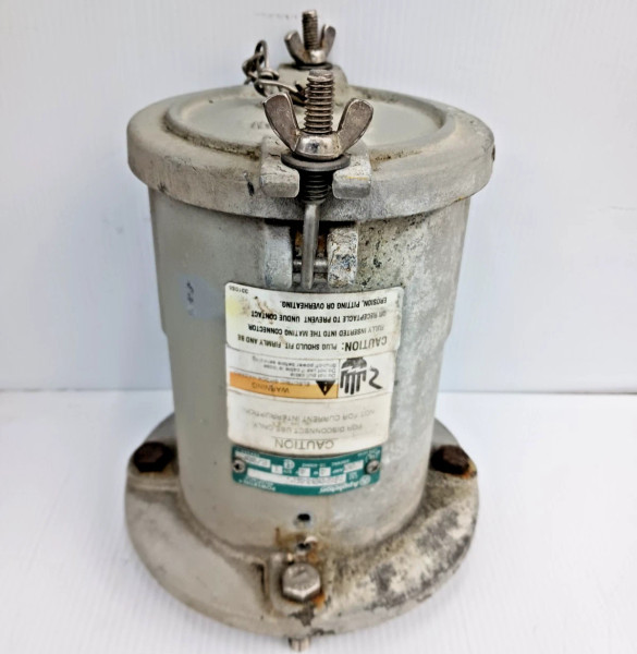 Appleton AR20044RS Pin & Sleeve Receptacle 4p 4w 200 Amp 600 Vac with Cover
