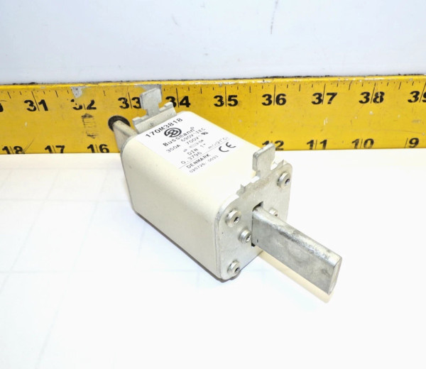 New Bussmann 350 Amp Fuse 690 VAC 170M3818