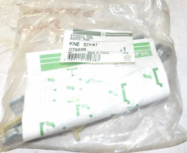 NEW TELEMECANIQUE KNE 10YA1 IP54 SEALING KIT ACCESSORY KNE10YA1