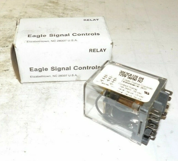 NEW EAGLE SIGNAL CONTROLS 10 AMP DPDT SQUARE BASE RELAY 120 V COIL 30E2CA120