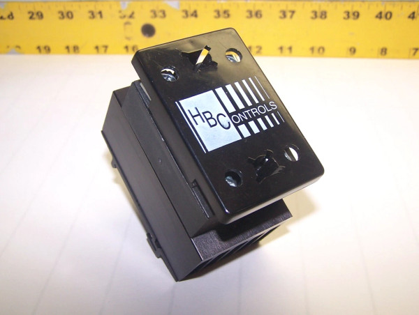 Crydom Solid-State Relay HD4825 With HBC Controls HBC-25HD Din Rail Heat Sink