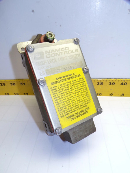 NAMCO SNAP-LOCK LIMIT SWITCH 1" ENTRY EA180-31303