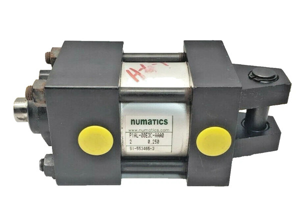 New Numatics Fixed Clevis Pneumatic Cylinder 2" Bore 1/4" Stroke P1AL-00E3C-AAA0