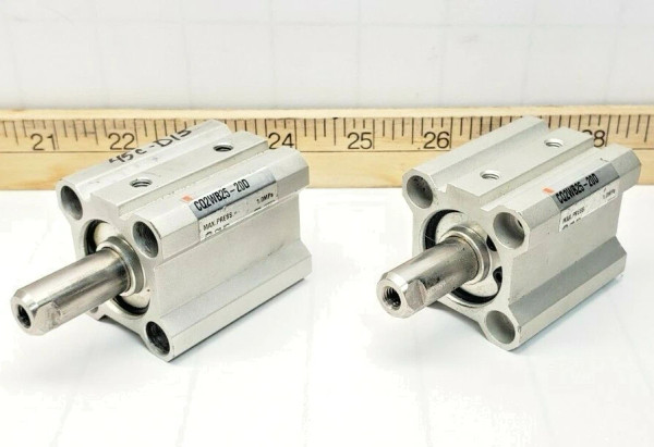 2) SMC Compact Pneumatic Cylinders 25mm Bore 20mm Stroke 1.0 MPa CQ2WB25-20D