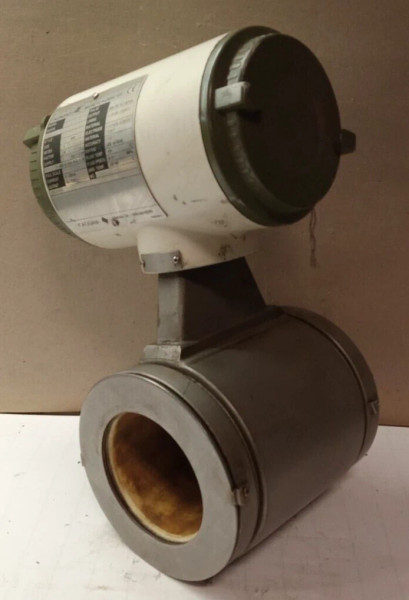 YOKOGAWA MAGNETIC FLOWMETER 4-20 mA 100-120 VDC 240 VAC 30 VDC 750Ω OUT AE210MG