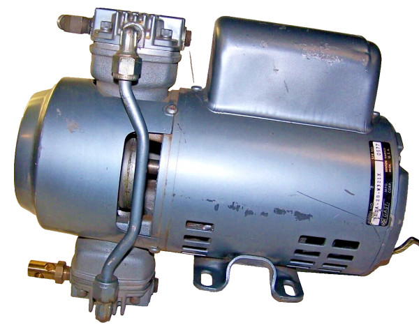 Gast 1/3 HP Compressor Piston Pump 120 VAC 3.6A 1 Phase 1725 RPM 3LBA-28-M321X