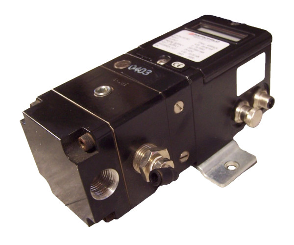 FAIRCHILD ELECTRO PNEUMATIC TRANSDUCER 24 VDC 4.00-20.00mA T7900-40504U4