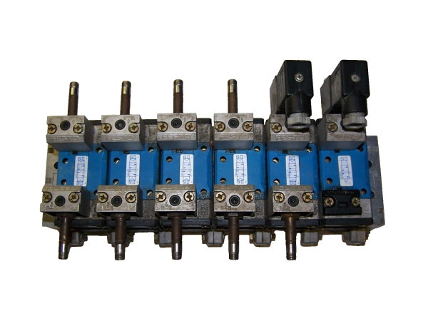 FESTO 6 BANK PNEUMATIC SOLENOID VALVES 29 - 145 PSI JMFH-5/2-D-1